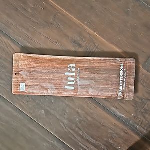 Lula hair extension halo